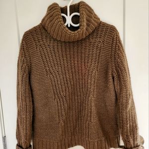 Bannana Republic M Olive Green Thick Cable Knit Turtleneck Sweater